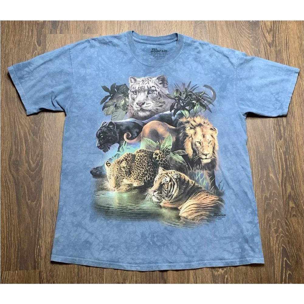 The Mountain Blue Tie Dye W/ Big Cat Tiger Lion Graphic Print Tshirt Men’s Sz XL